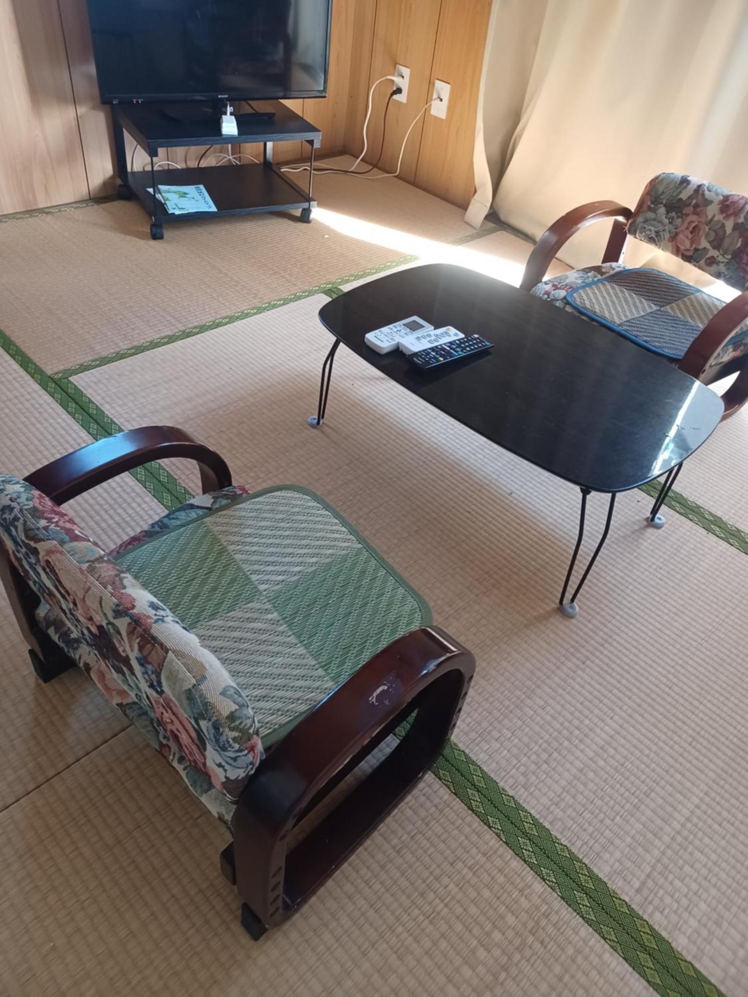 Miyagi Apartment Tomari Naha Bilik gambar